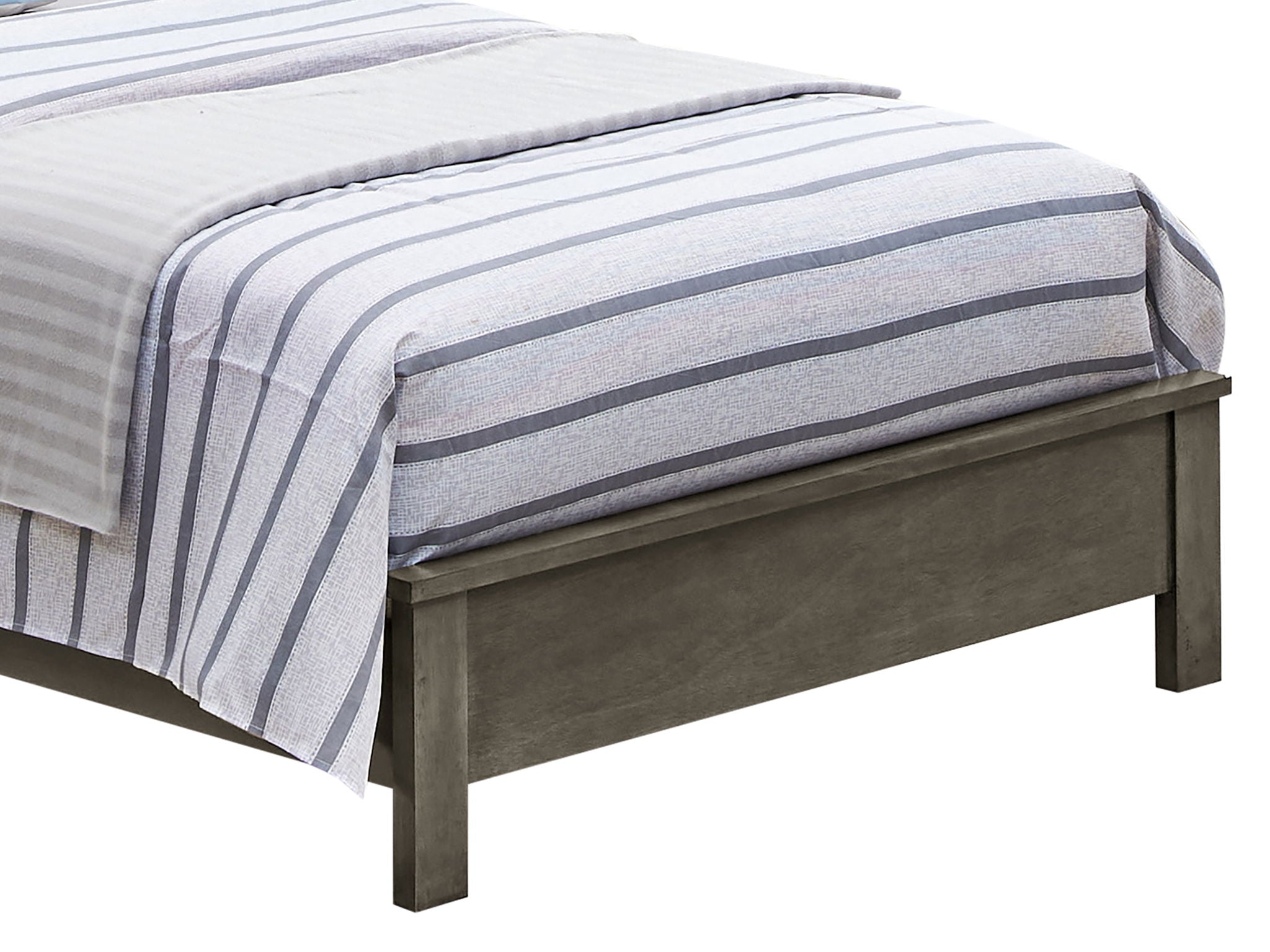Bed With Transitional Design Stylish