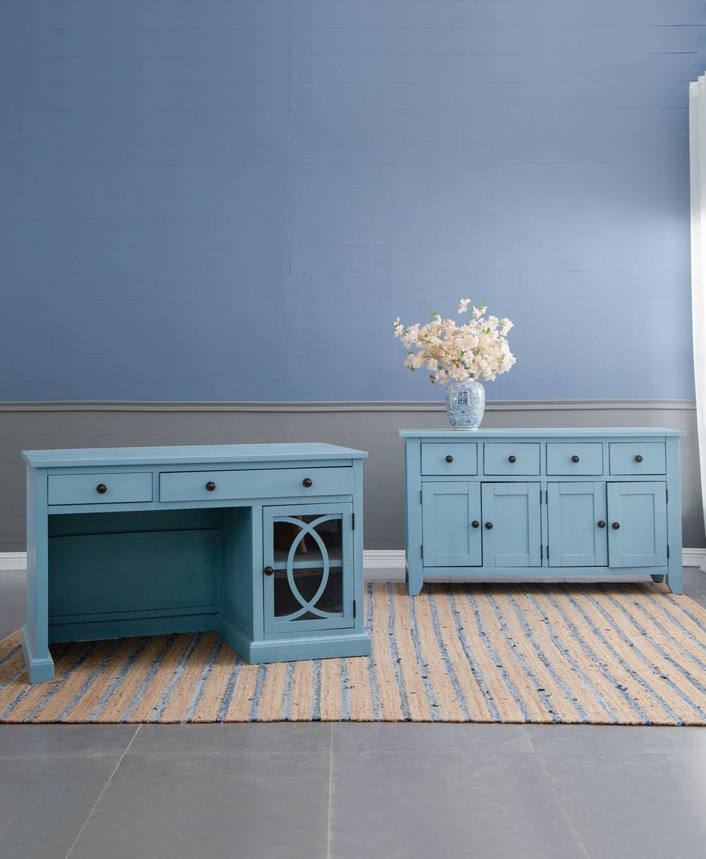 Natural Desk Stylish Design