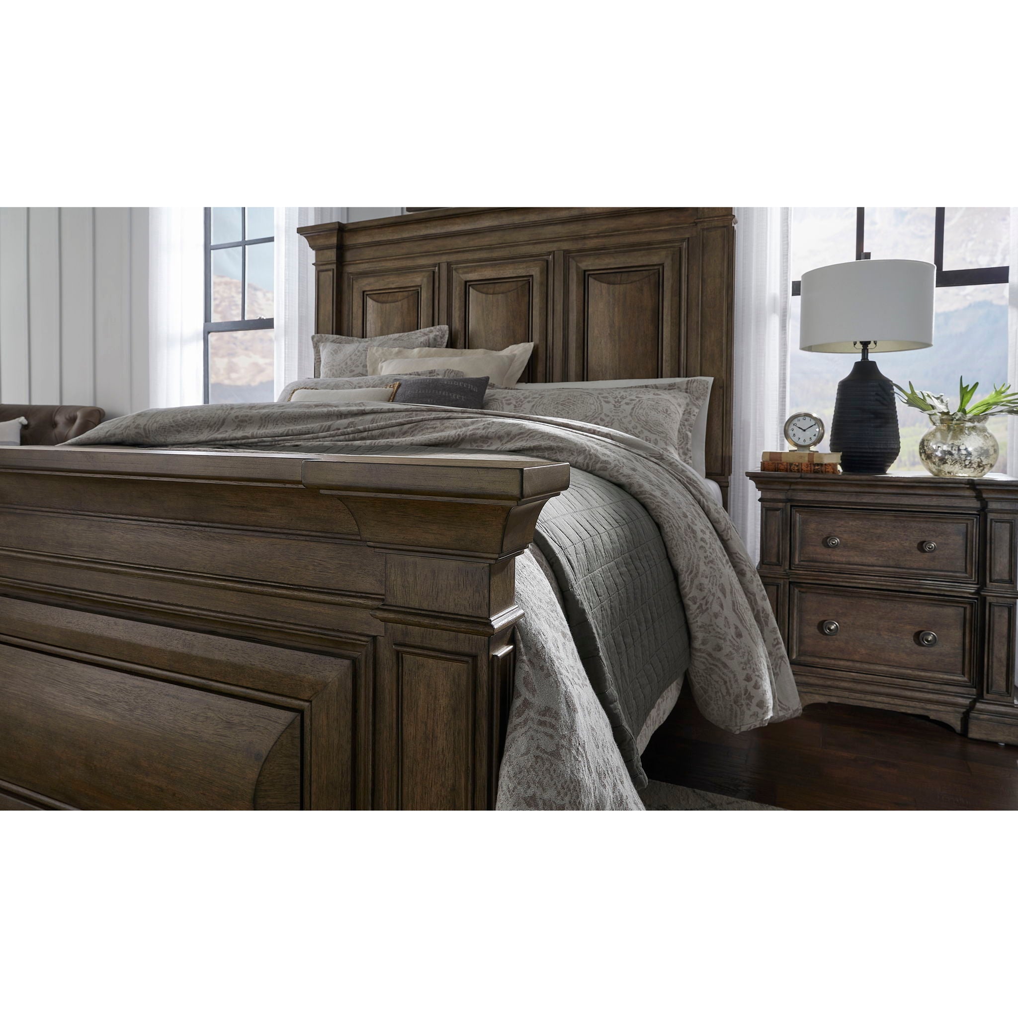 Woodbury - Panel Bed