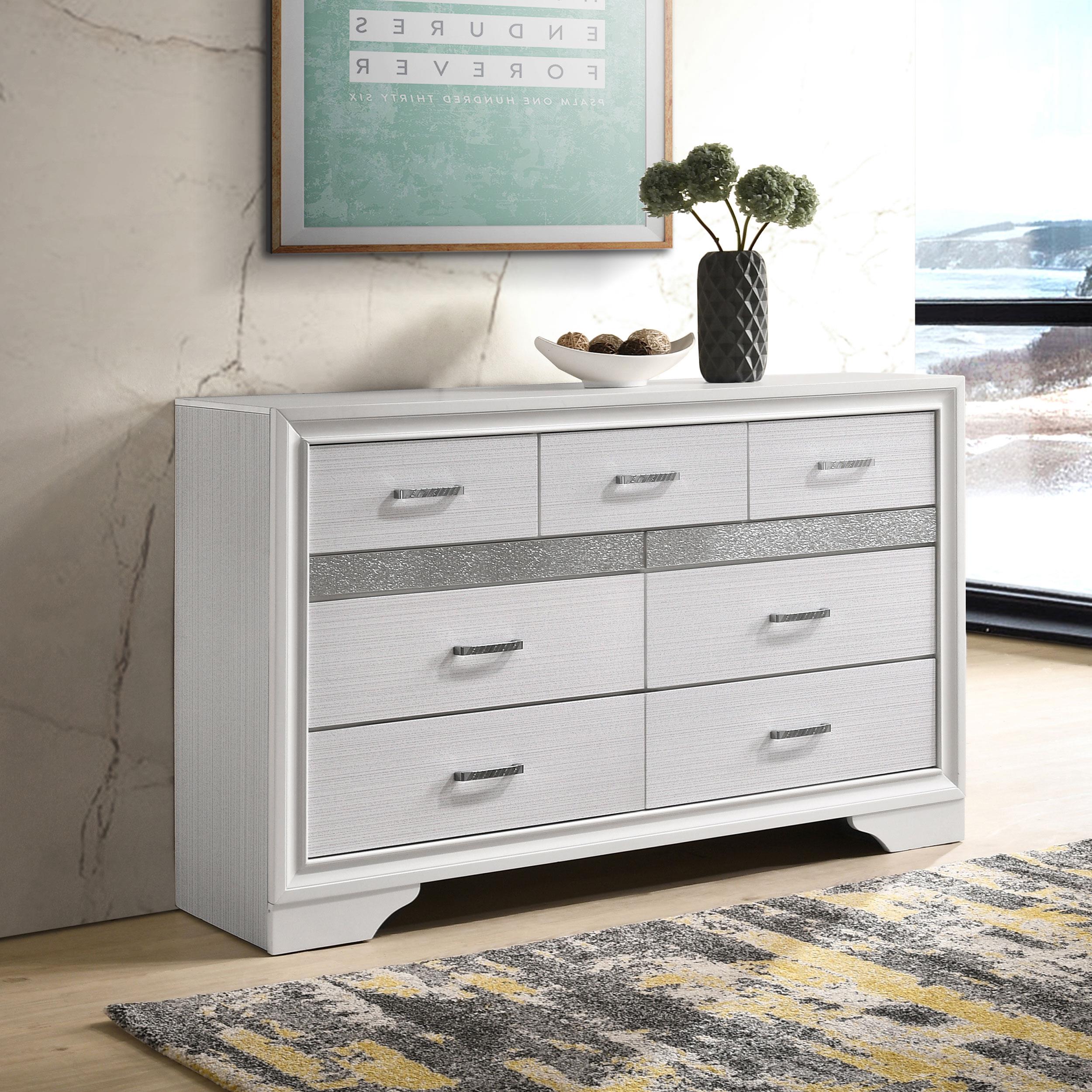 Diamond Modern Furniture COA Miranda 7-Drawer Dresser 205113 IMAGE 9