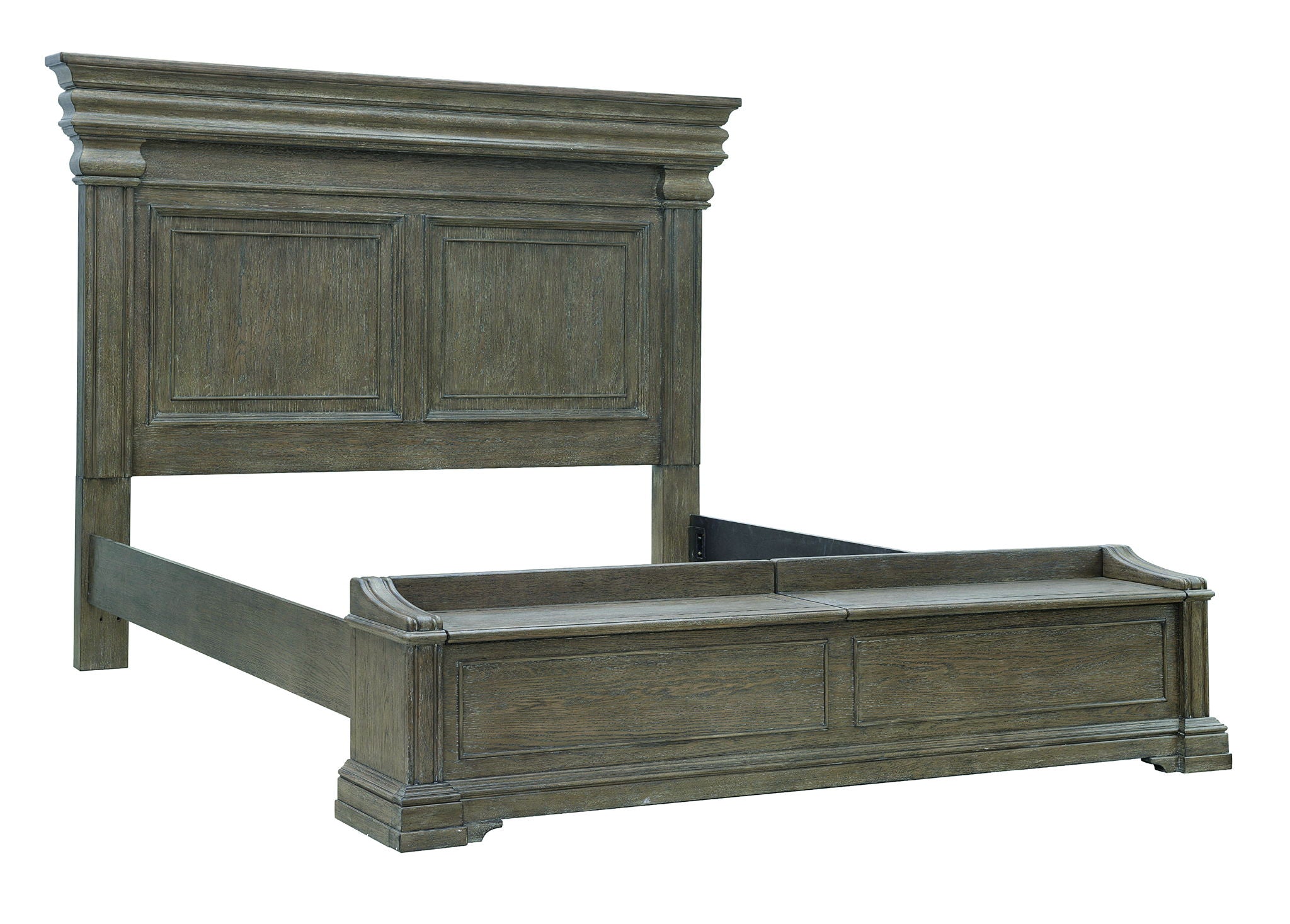 Madison Ridge - Panel Bed With Blanket Chest Footboard