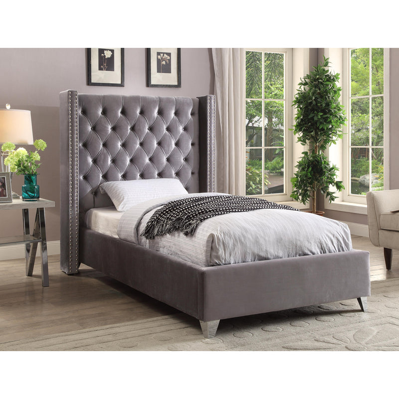 Meridian Aiden Grey Velvet Twin Bed IMAGE 2