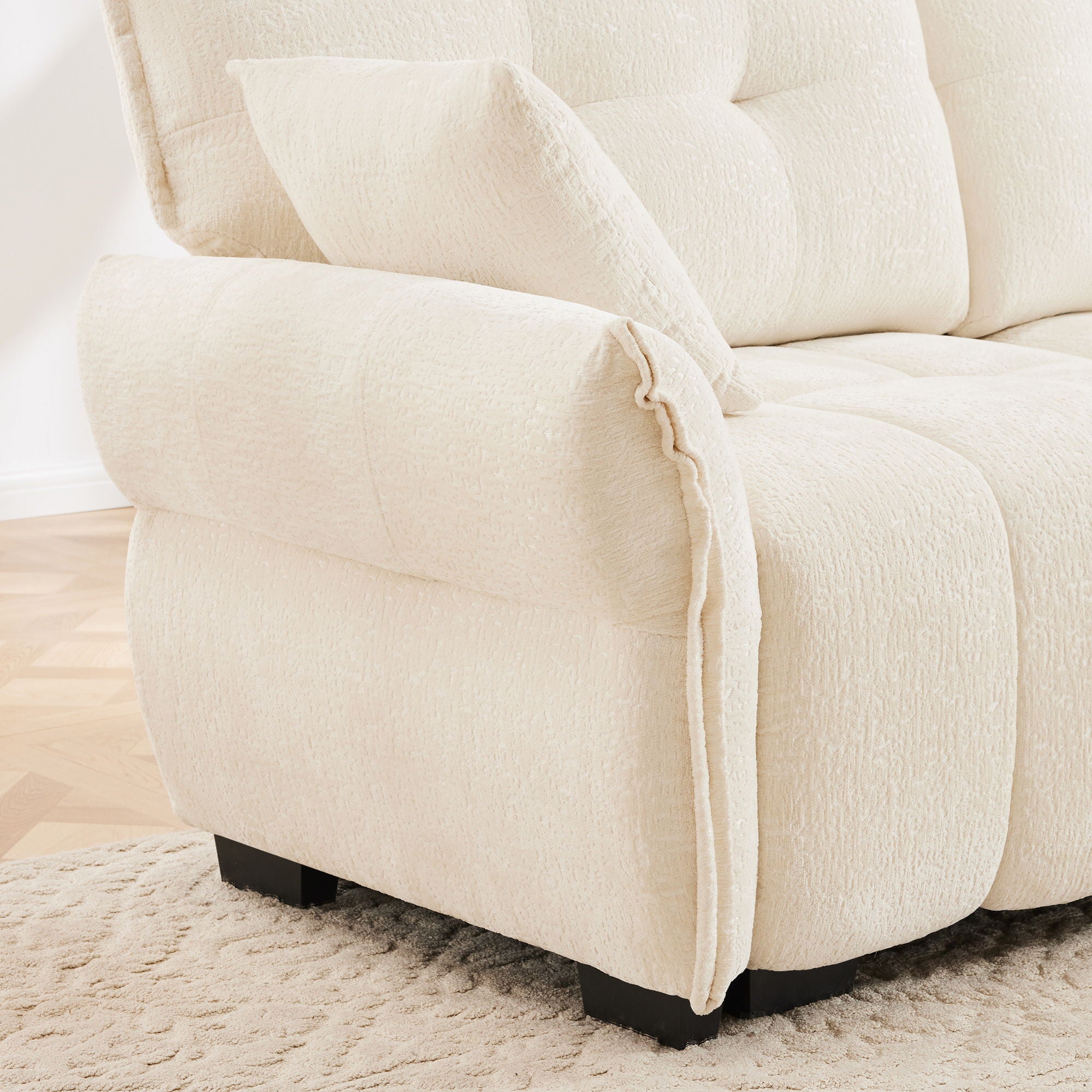 Modern Ergonomic Single Seater Sofa With High Resilience Cushions