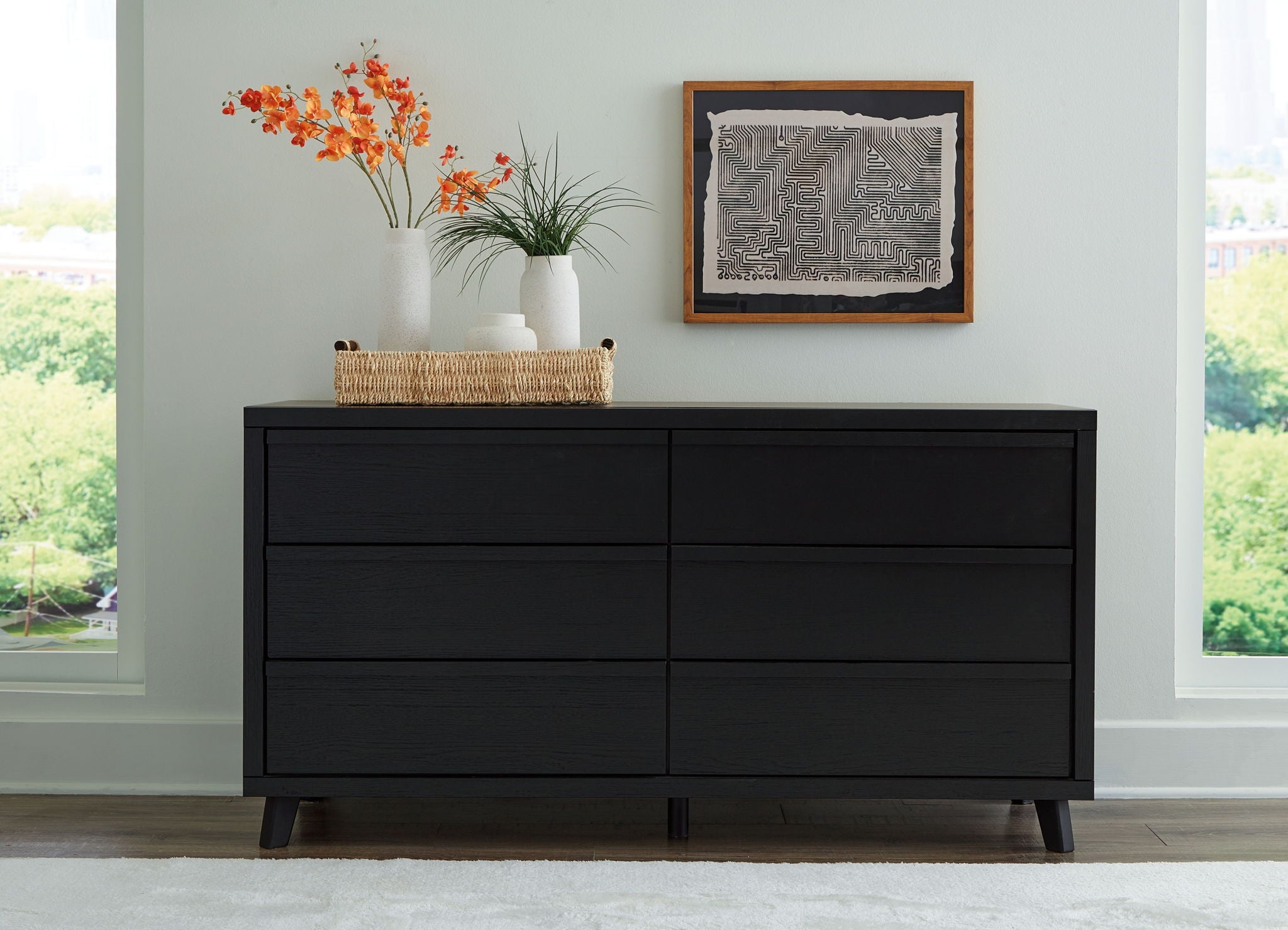 Danziar - Six Drawer Dresser - Black