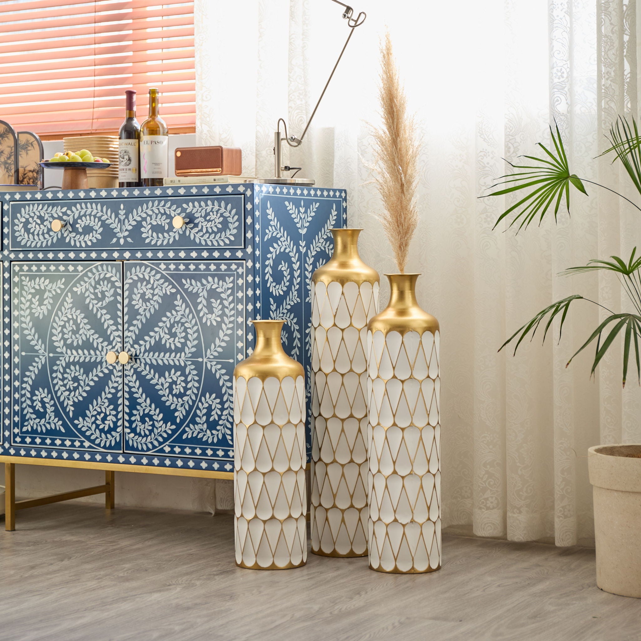 Floor Metal Vase Modern Style Decoration Home Droplet Shaped Metal Vase 3 Piece Set Gorgeous Home Decoration Large Glazed Metal Vase - Gold / White