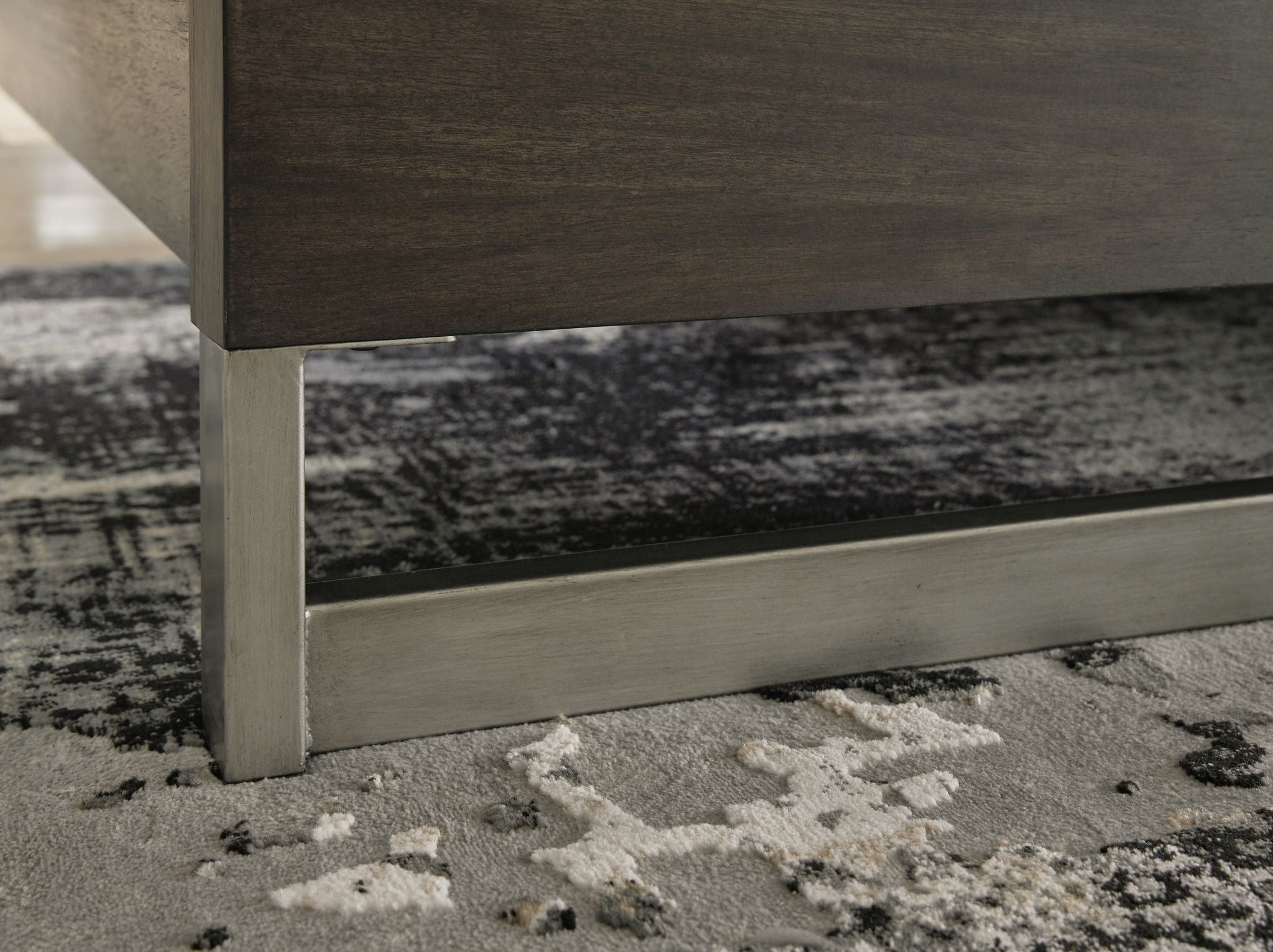 Arkenton - Panel Bed