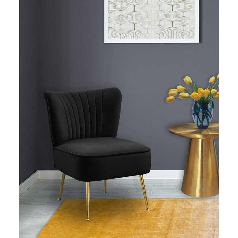 Meridian Tess Black Velvet Accent Chair IMAGE 4