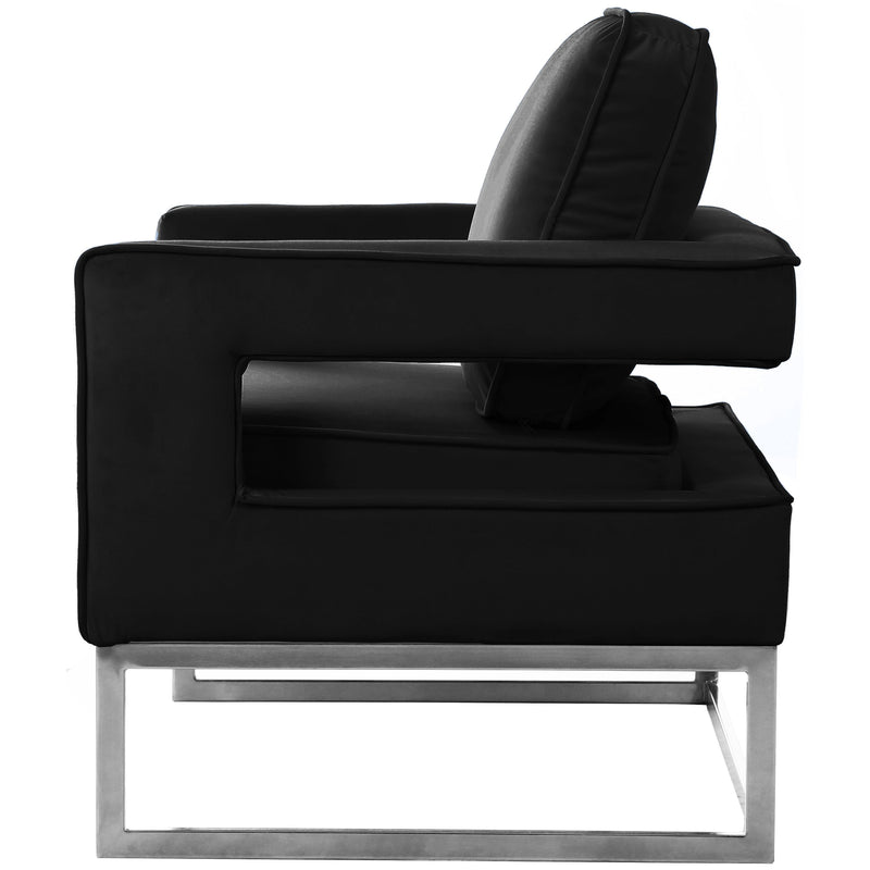 Meridian Noah Black Velvet Accent Chair IMAGE 3