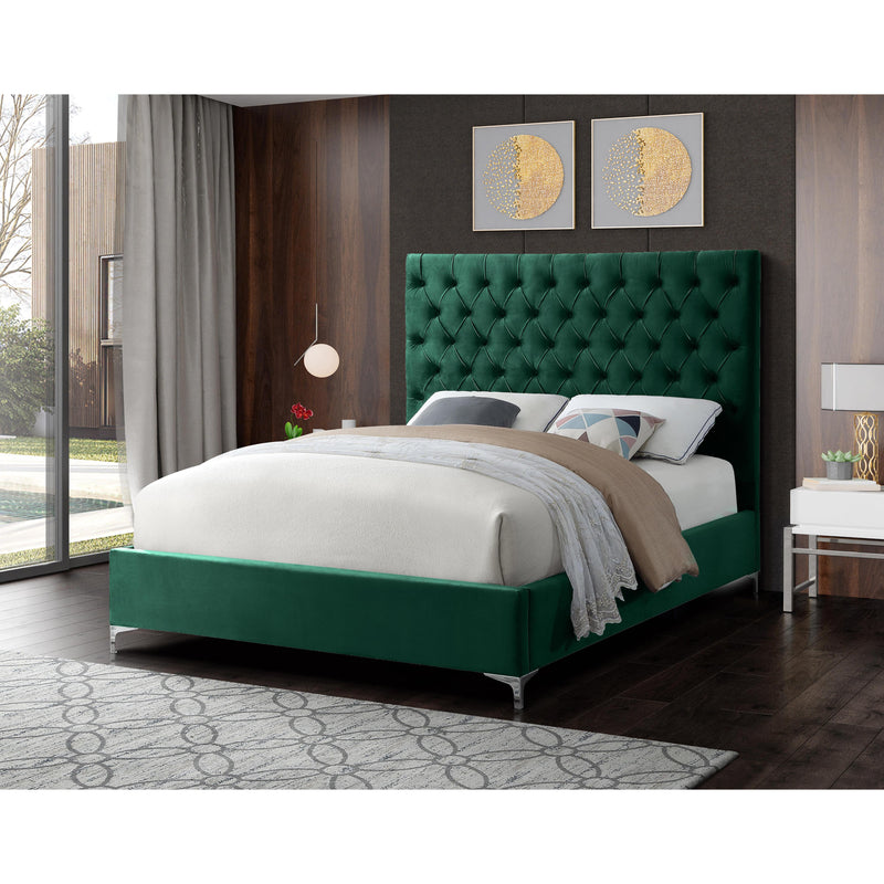 Meridian Cruz Green Velvet Queen Bed IMAGE 5