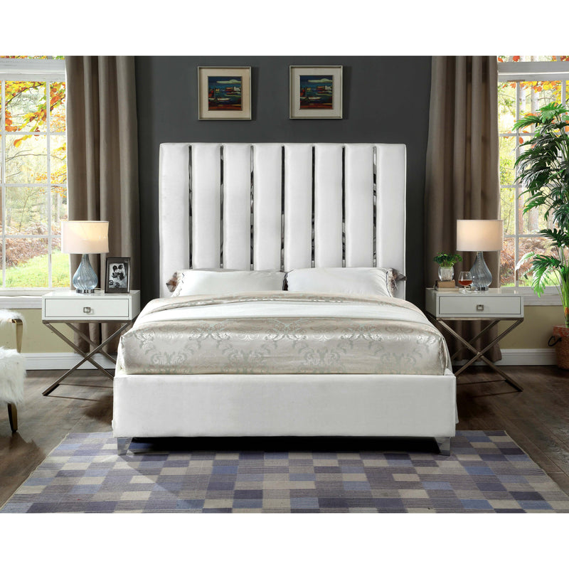 Meridian Enzo White Velvet Full Bed IMAGE 5