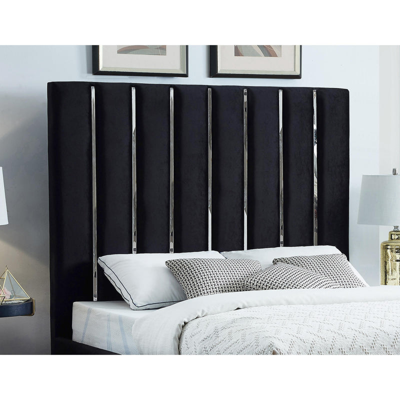 Meridian Enzo Black Velvet Queen Bed IMAGE 3