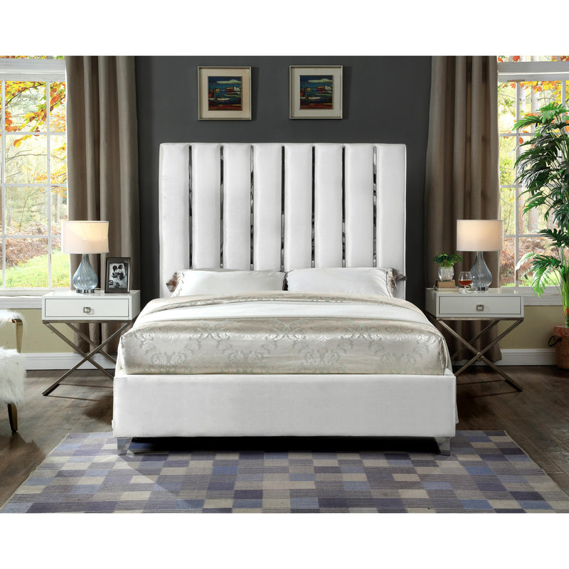 Meridian Enzo White Velvet Queen Bed IMAGE 5