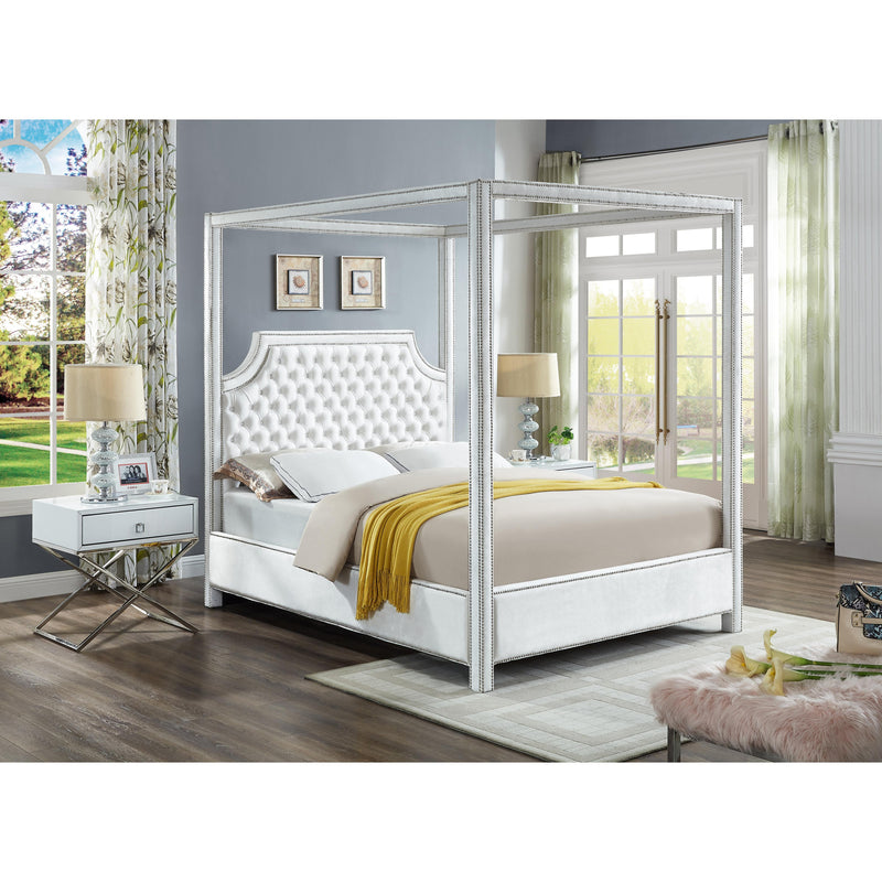 Meridian Rowan White Velvet Queen Bed (3 Boxes) IMAGE 3