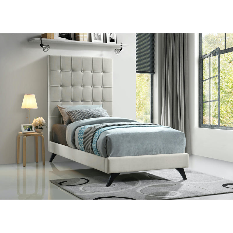 Meridian Elly Cream Velvet Twin Bed IMAGE 8