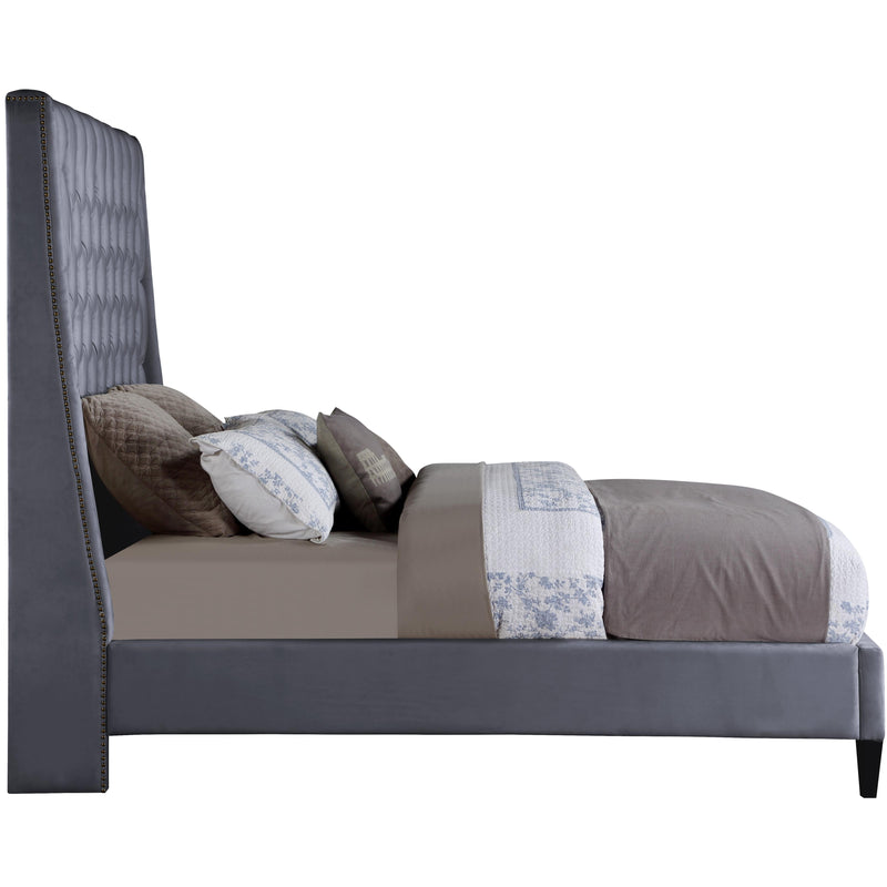 Meridian Fritz Grey Velvet Full Bed IMAGE 3