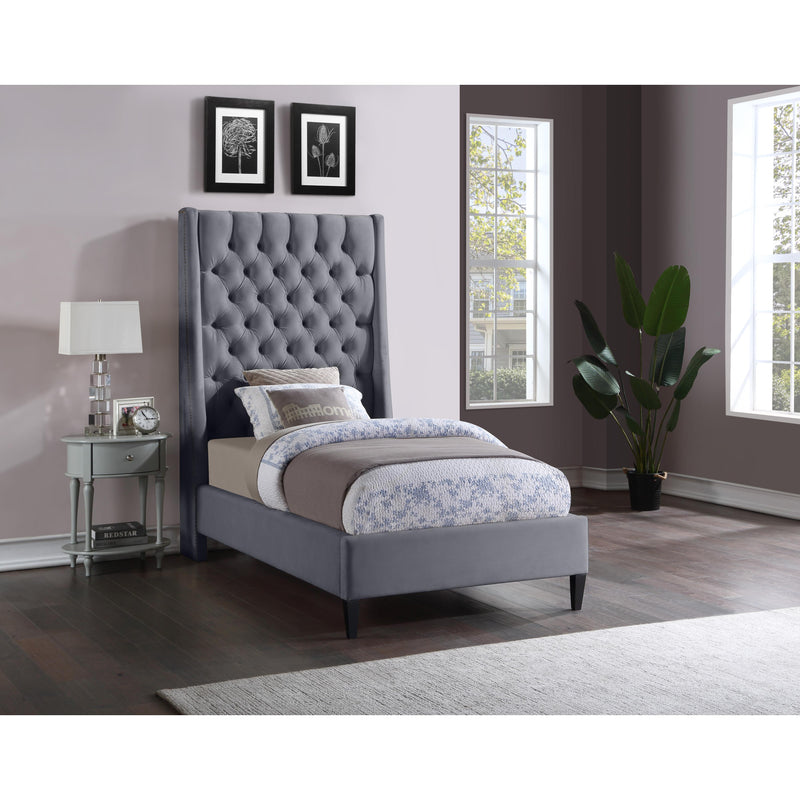 Meridian Fritz Grey Velvet Twin Bed IMAGE 9