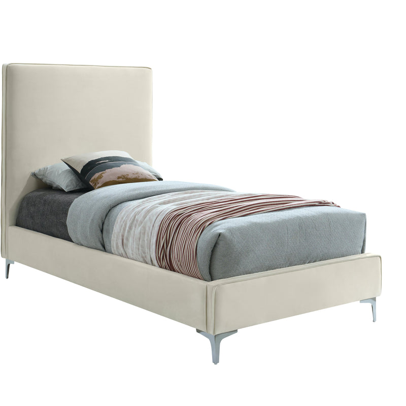 Meridian Geri Cream Velvet Twin Bed IMAGE 2