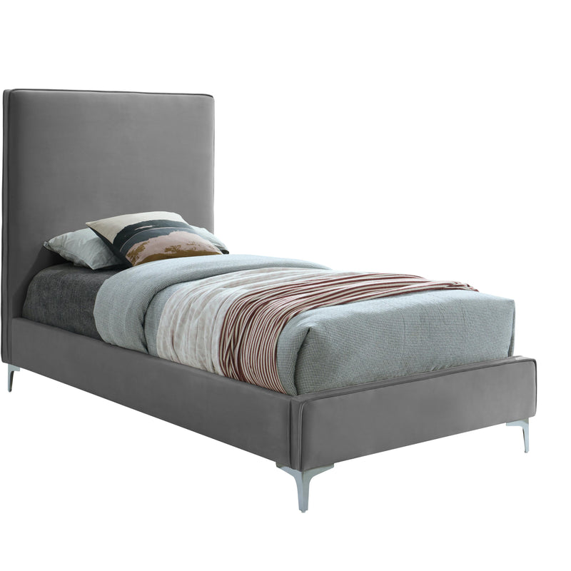 Meridian Geri Grey Velvet Twin Bed IMAGE 2