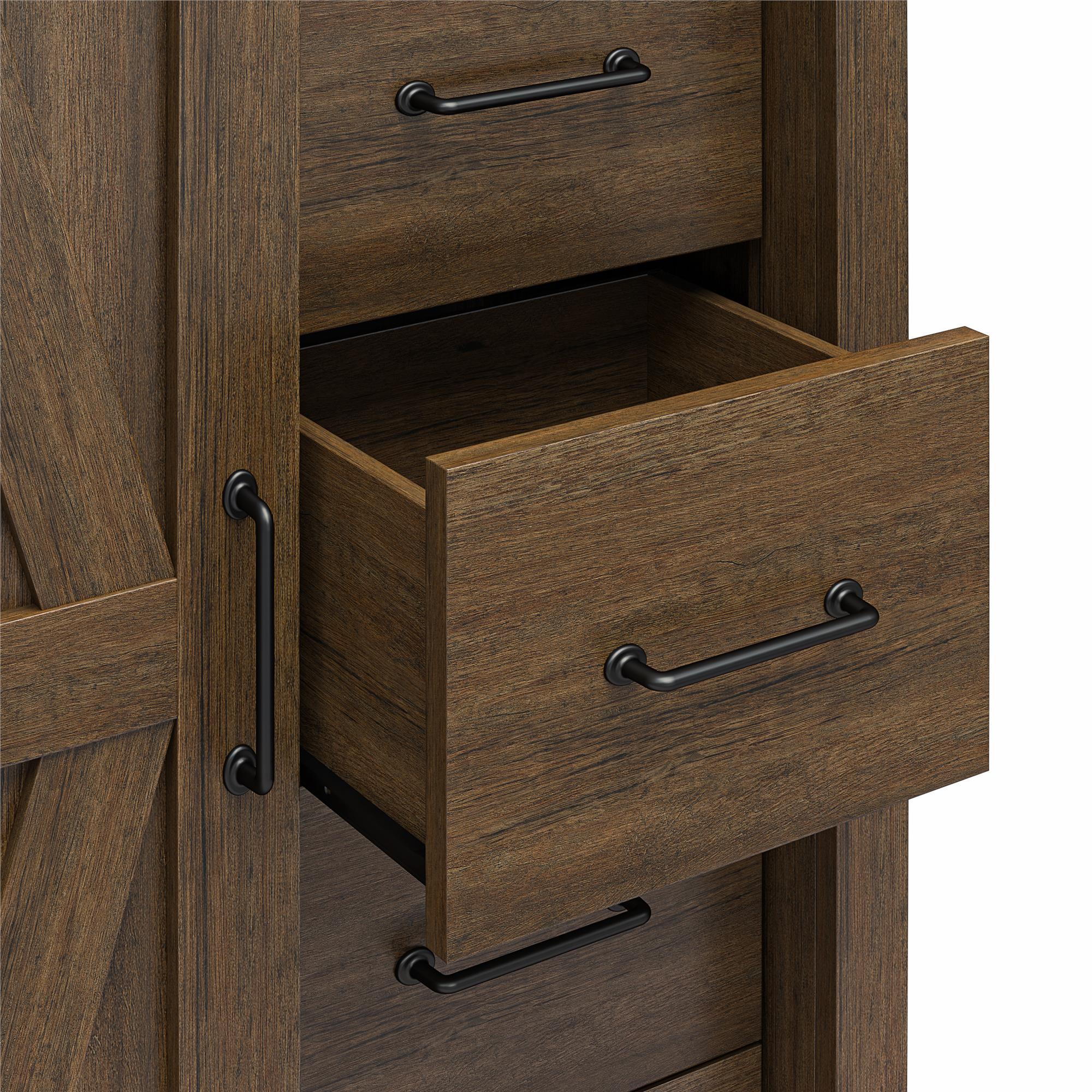 Alton - Gentleman's Chest