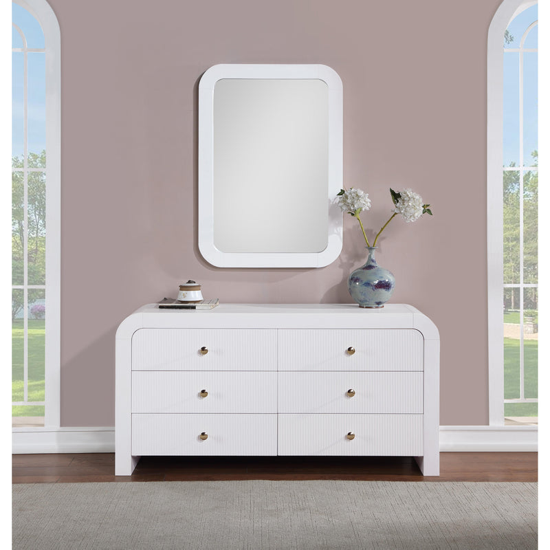 Meridian Artisto White Dresser IMAGE 2