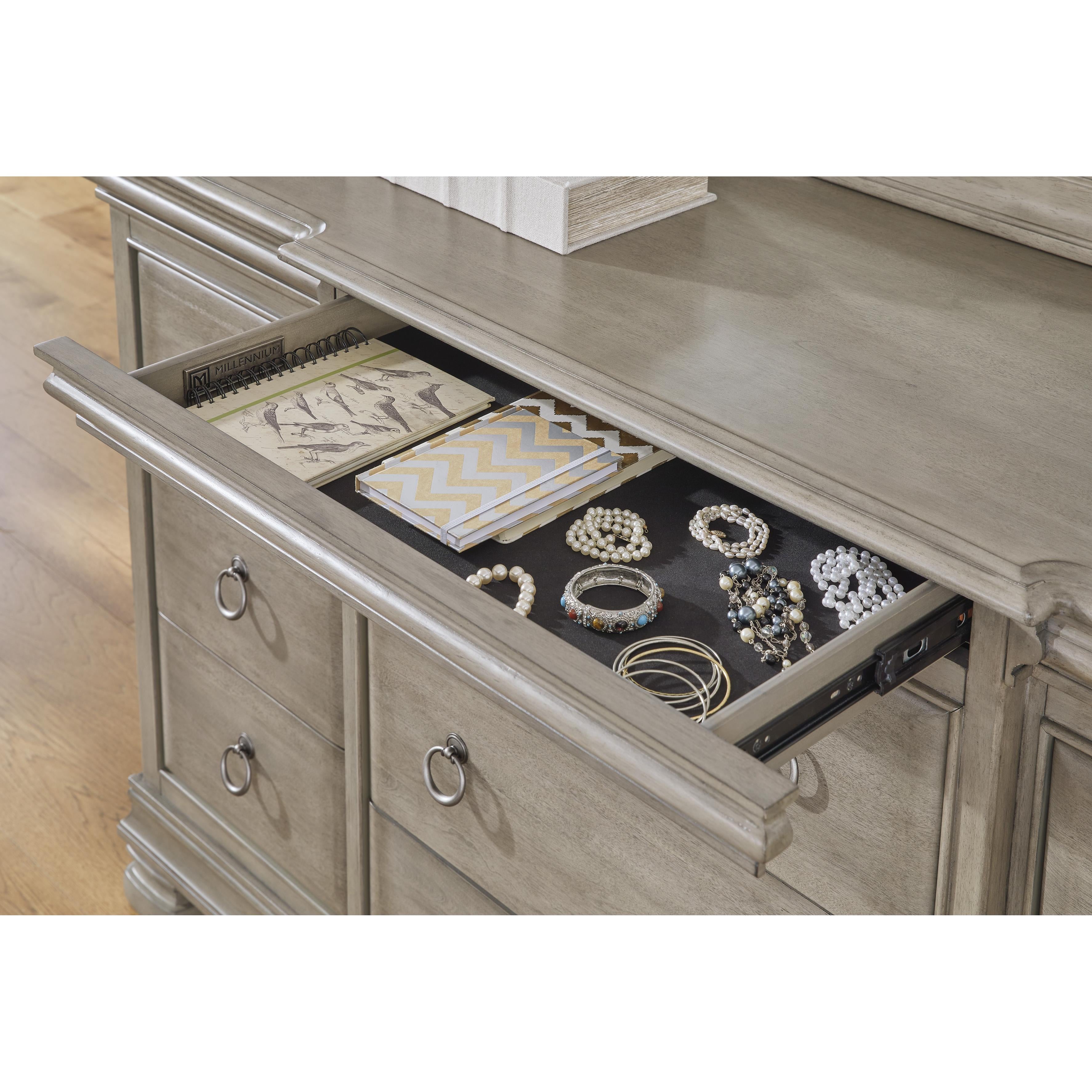 Signature Design by Ashley Lexorne 9-Drawer Dresser with Mirror B924-31/B924-36 IMAGE 3