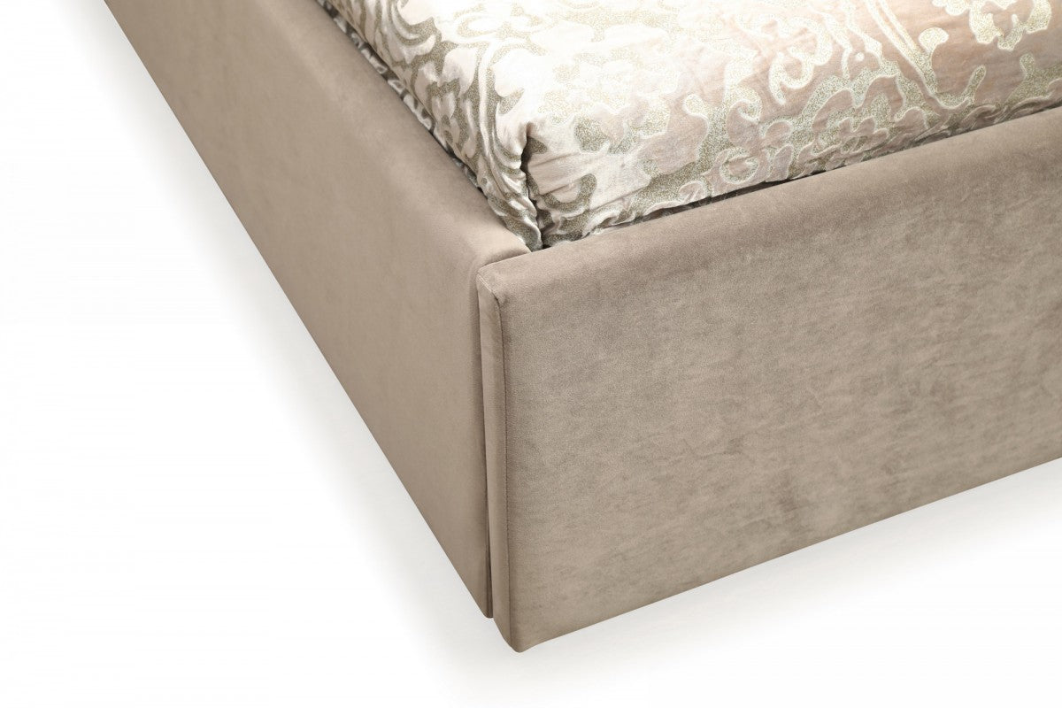 Modrest Moontide - Glam Beige Velvet and Brushed Brass Bed