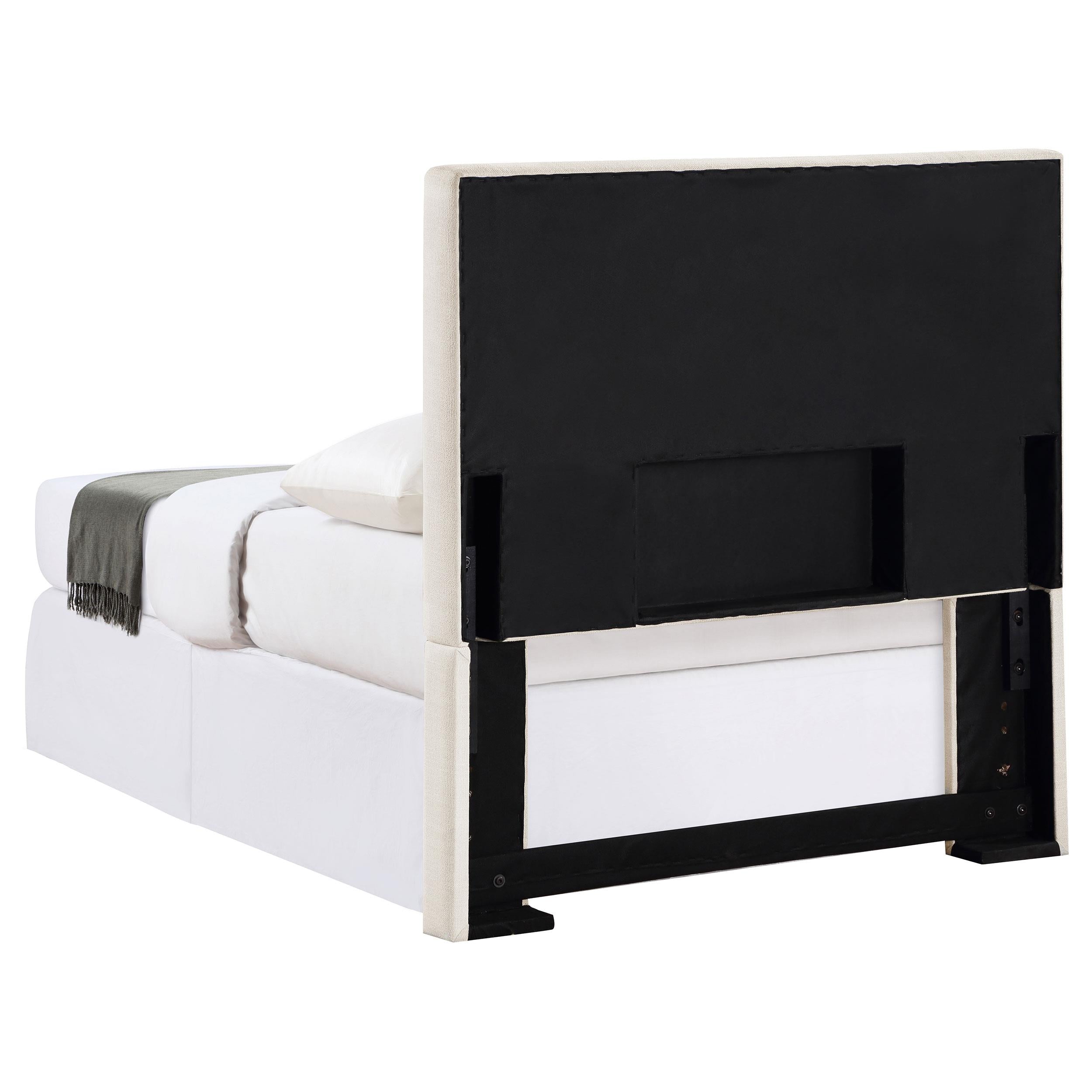 Coaster Furniture Pirro 315980T Upholstered Headboard - Sand IMAGE 3