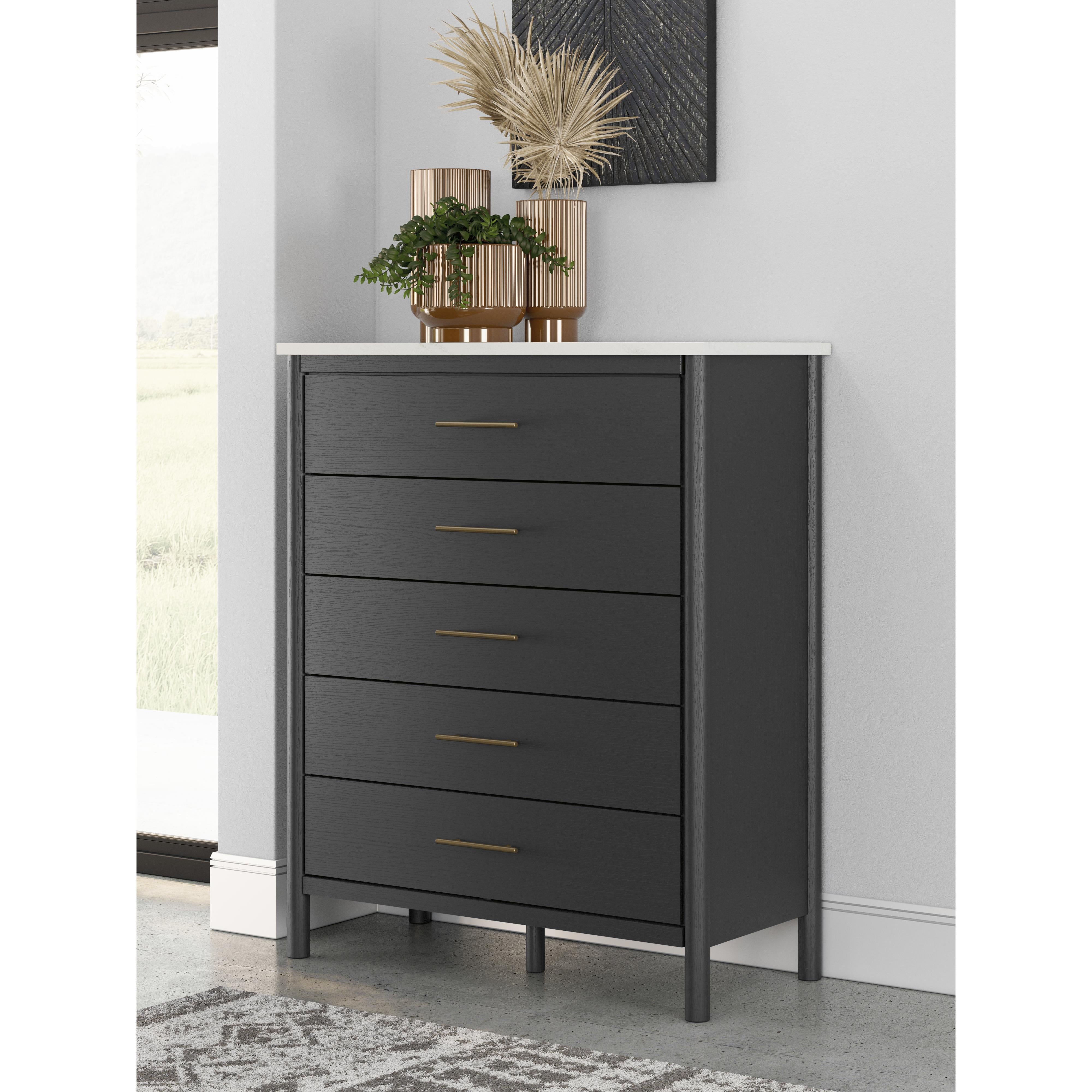 Signature Design by Ashley Cadmori 5-Drawer Chest B2616-345 IMAGE 7