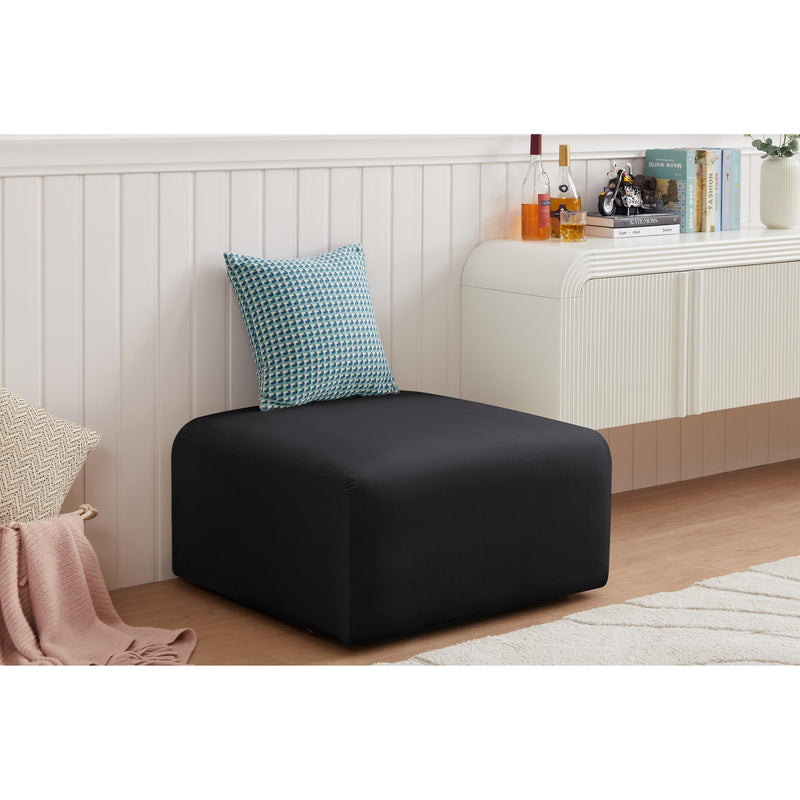 Diamond Modern Furniture Meridian Ottomans Ottomans 103Black-Ott IMAGE 2