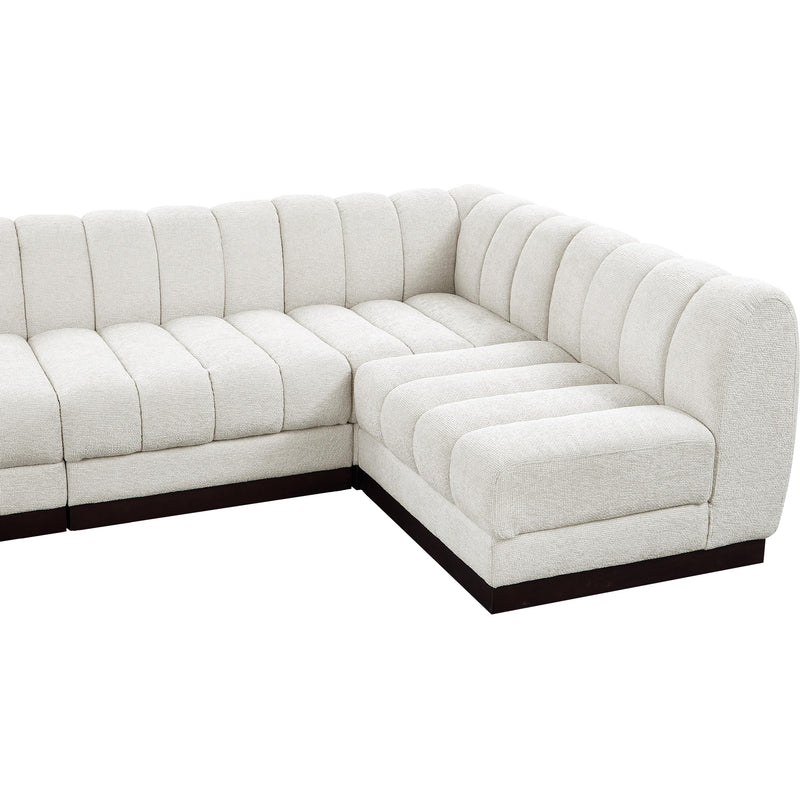 Diamond Modern Furniture Meridian Sectionals Stationary 124Cream-Sec8A IMAGE 11