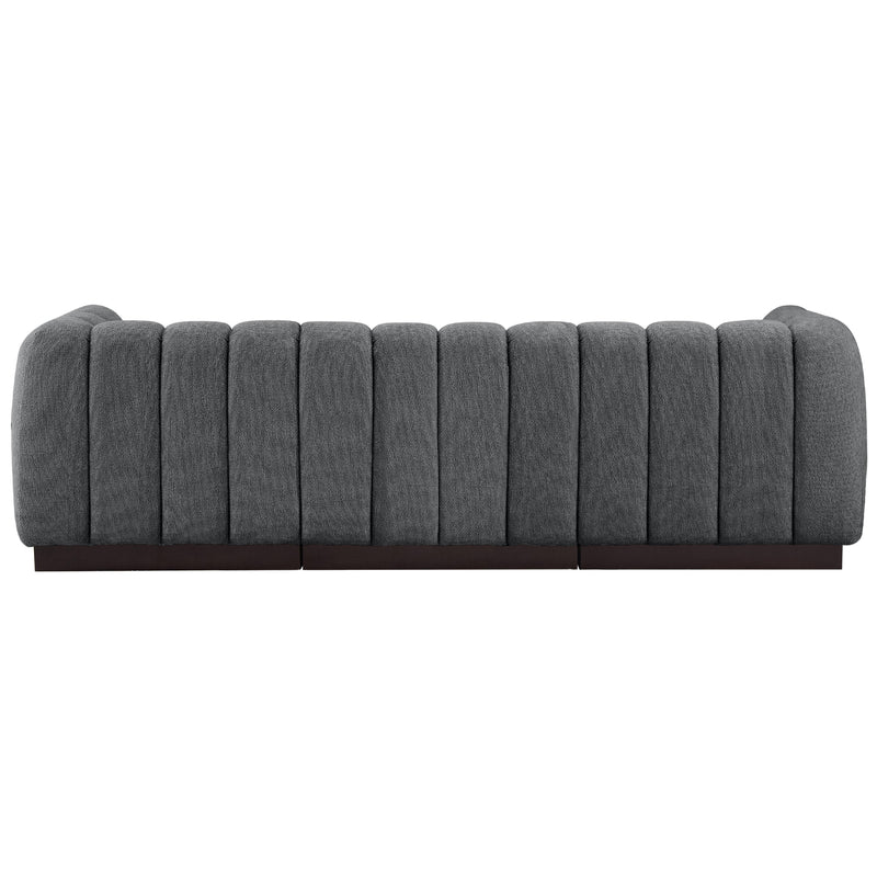 Diamond Modern Furniture Meridian Sofas Stationary 124Grey-S101 IMAGE 3