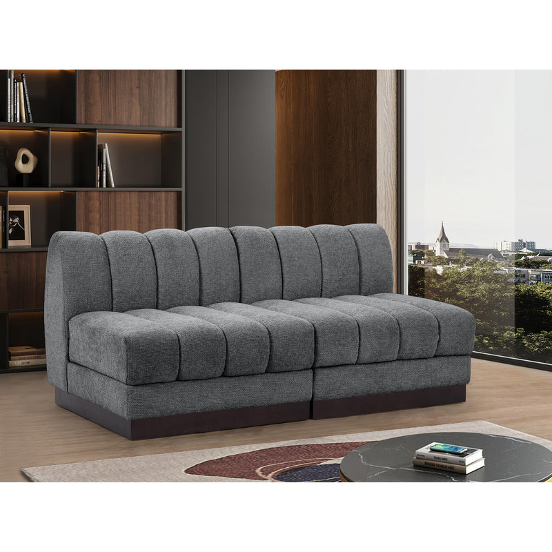 Diamond Modern Furniture Meridian Sofas Stationary 124Grey-S64 IMAGE 2