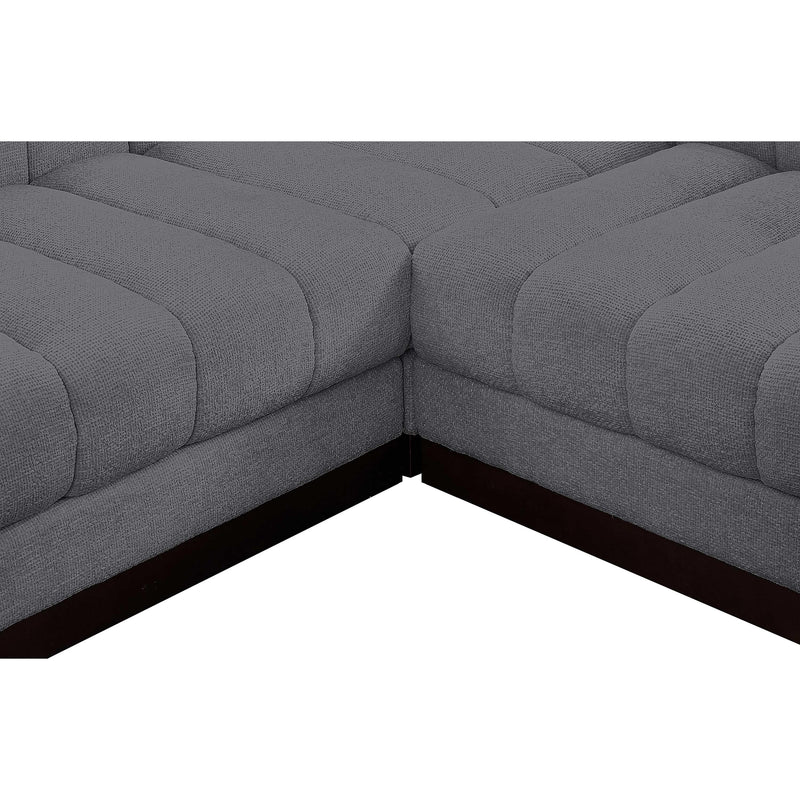 Diamond Modern Furniture Meridian Sectionals Stationary 124Grey-Sec5C IMAGE 12