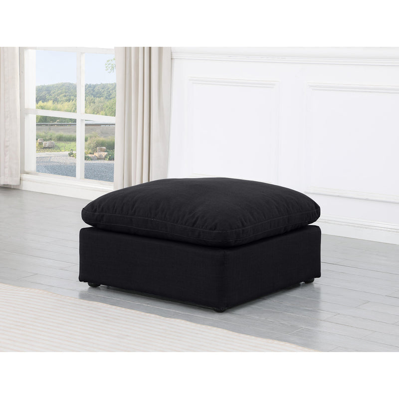 Diamond Modern Furniture Meridian Ottomans Ottomans 141Black-Ott IMAGE 2