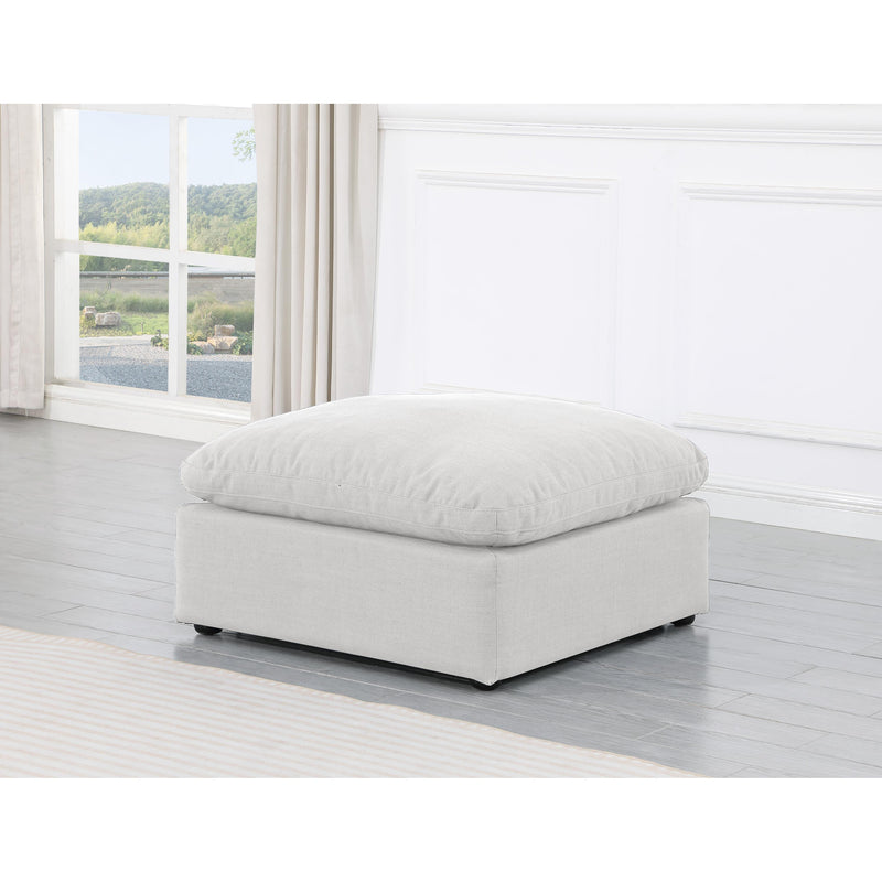 Diamond Modern Furniture Meridian Ottomans Ottomans 141White-Ott IMAGE 2