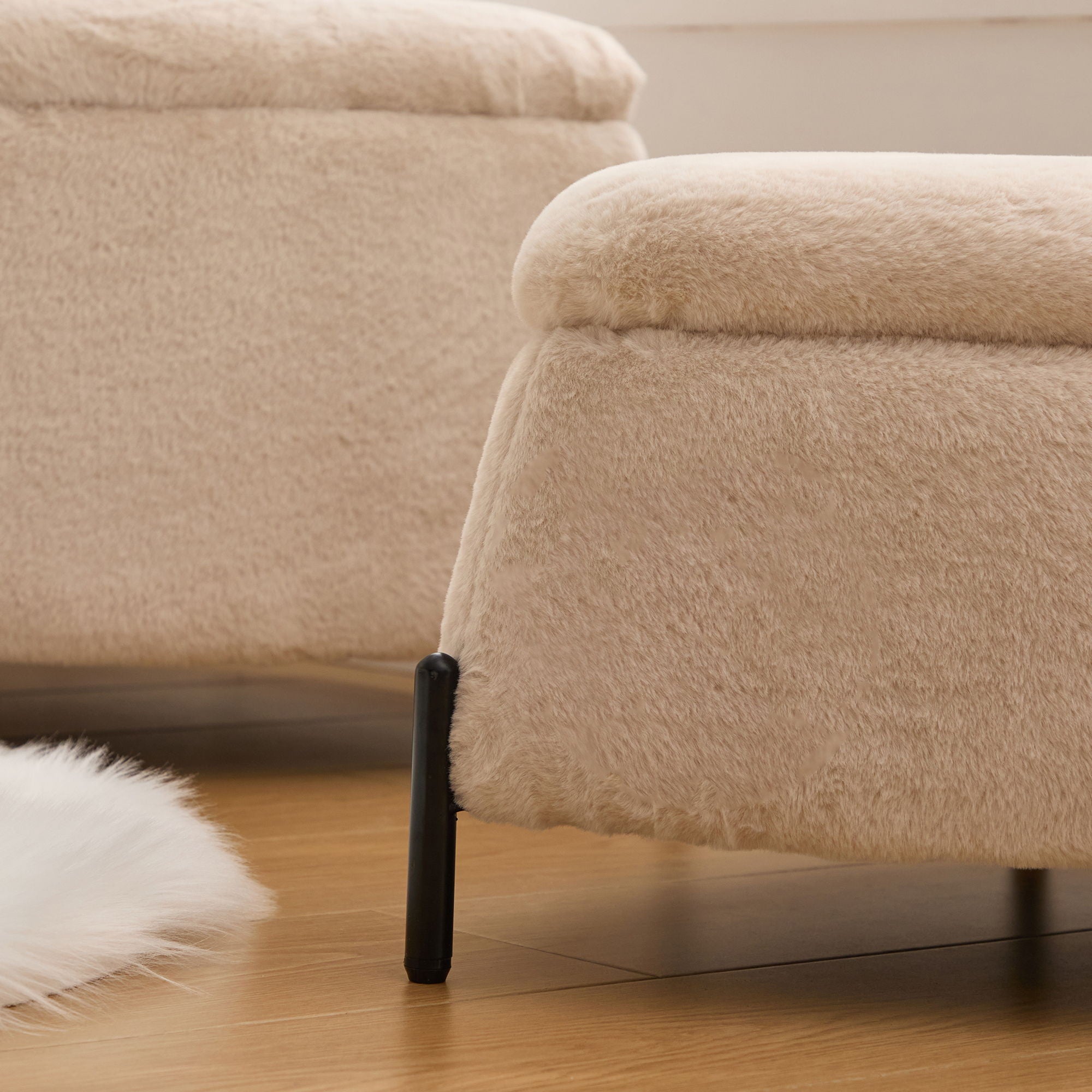 Upholstered Storage Ottoman Set With Reversible Lid
