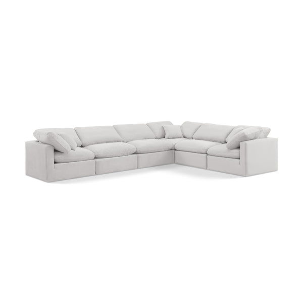 Diamond Modern Furniture Meridian Sectionals Stationary 147Cream-Sec6A IMAGE 1