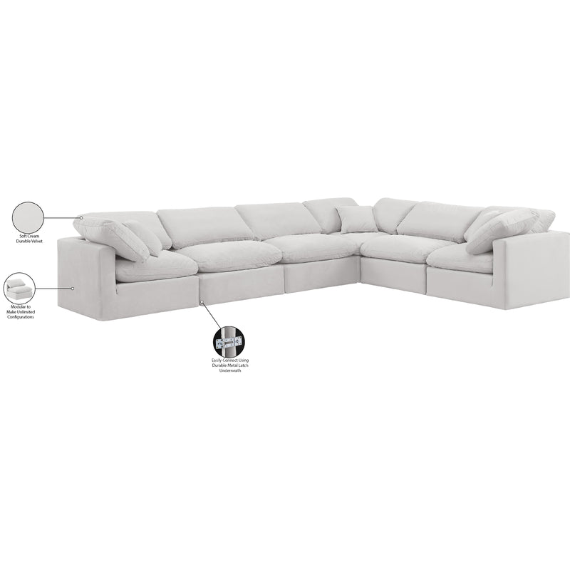 Diamond Modern Furniture Meridian Sectionals Stationary 147Cream-Sec6A IMAGE 9