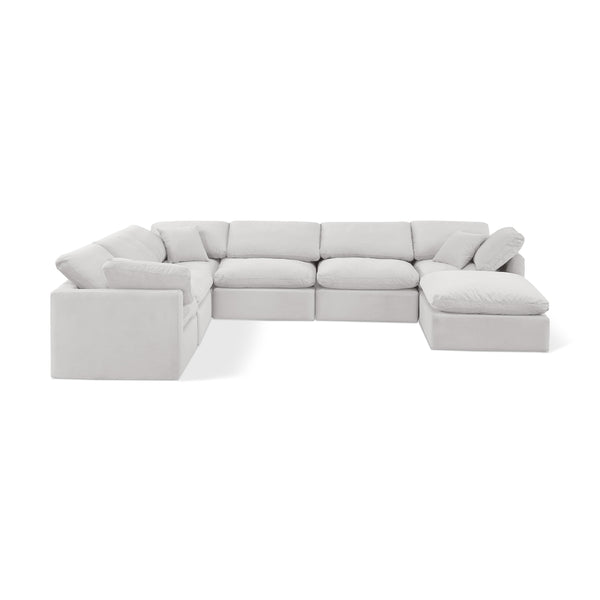 Diamond Modern Furniture Meridian Sectionals Stationary 147Cream-Sec7A IMAGE 1