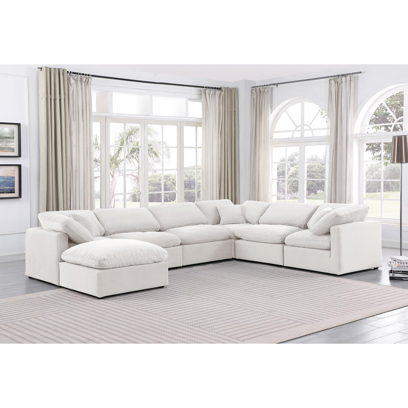 Diamond Modern Furniture Meridian Sectionals Stationary 147Cream-Sec7A IMAGE 2