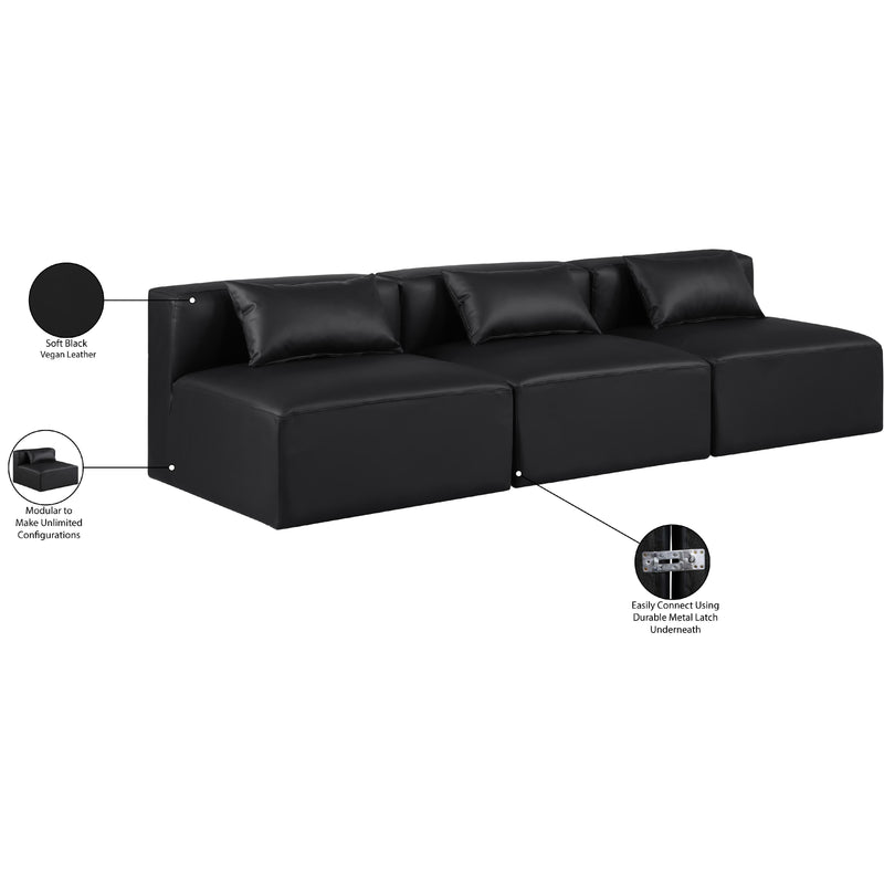 Diamond Modern Furniture Meridian Sofas Stationary 668Black-S108A IMAGE 8