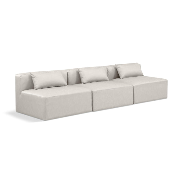 Diamond Modern Furniture Meridian Sofas Stationary 668Cream-S108A IMAGE 1