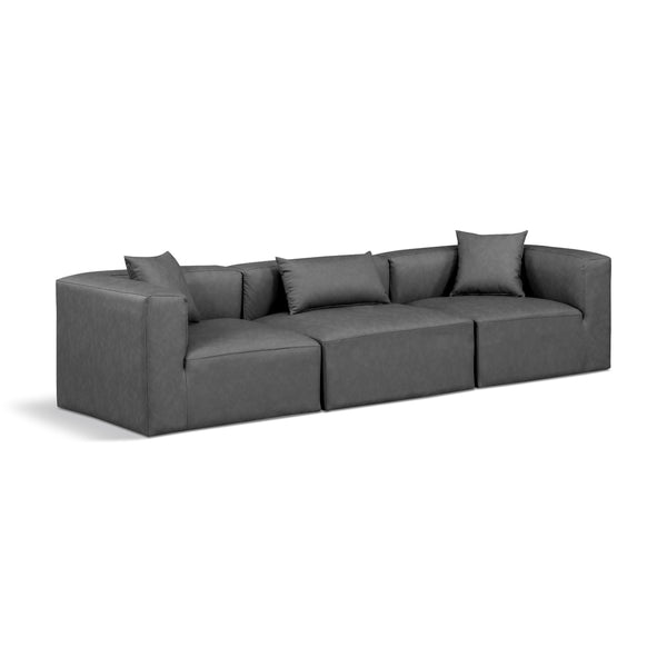 Diamond Modern Furniture Meridian Sofas Stationary 668Grey-S108B IMAGE 1