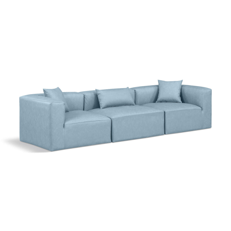 Diamond Modern Furniture Meridian Sofas Stationary 668LtBlu-S108B IMAGE 1