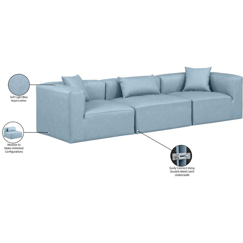 Diamond Modern Furniture Meridian Sofas Stationary 668LtBlu-S108B IMAGE 9