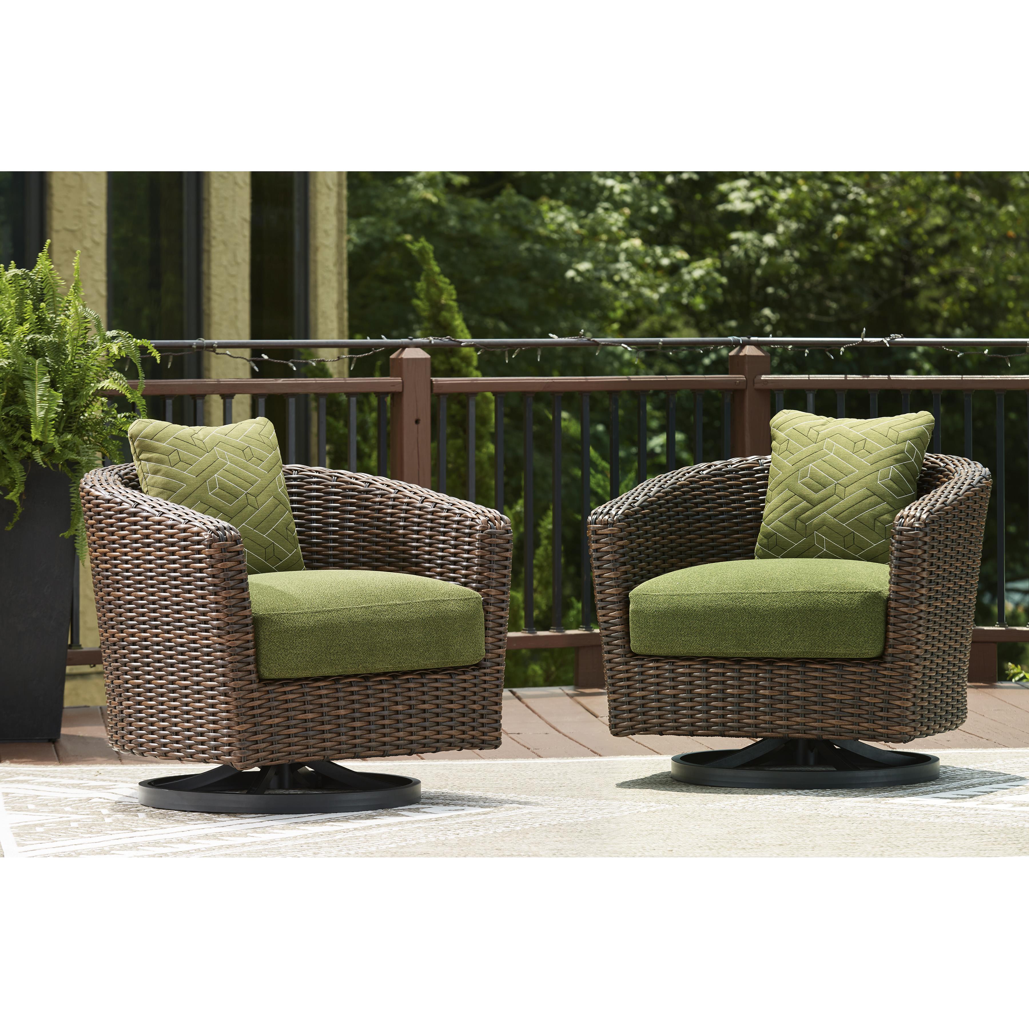 Signature Design by Ashley Horizon Hall P572-821 Swivel Lounge with  Cushion IMAGE 5