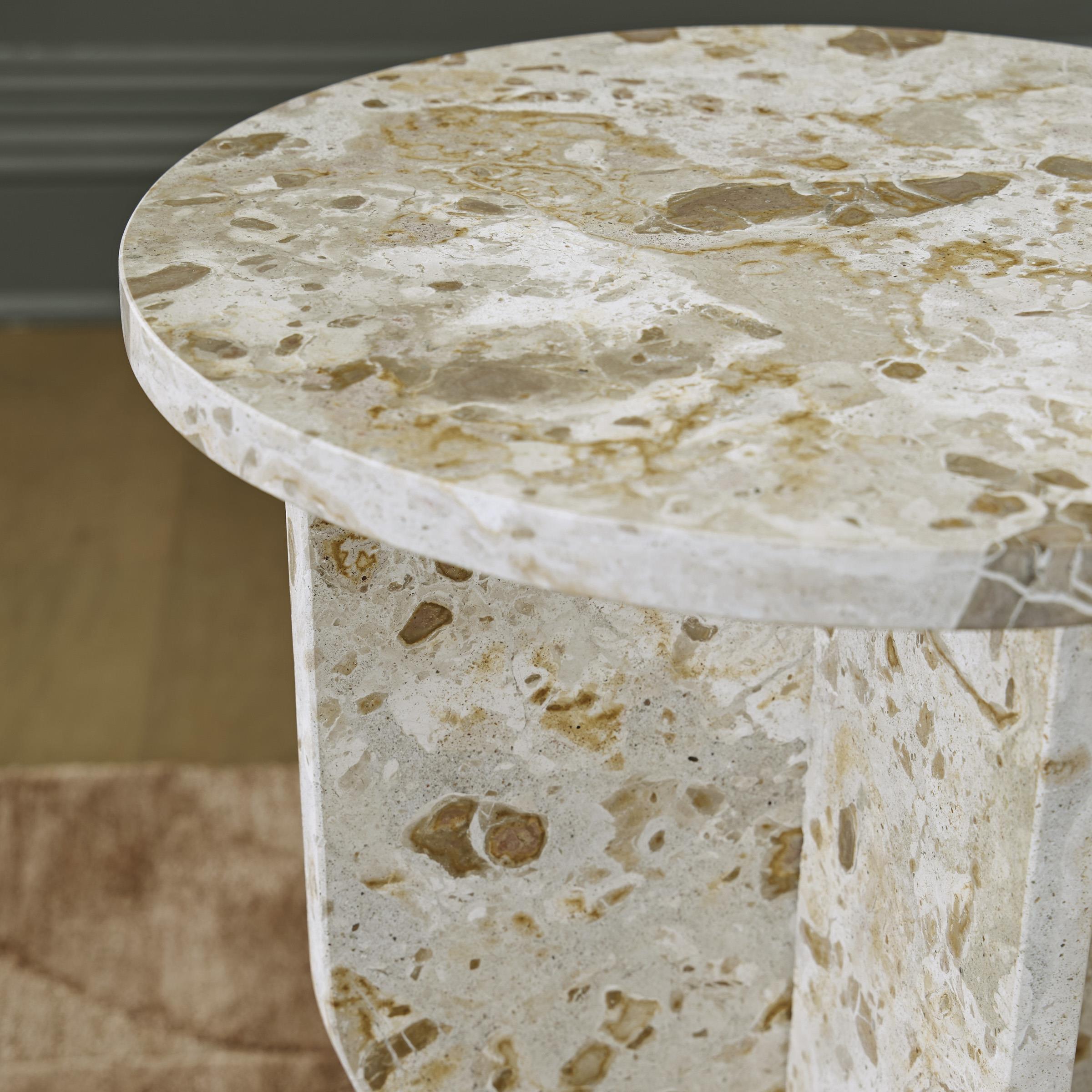 Diamond Modern Furniture Exclusive Design Treygan Accent Table A4000647 IMAGE 4