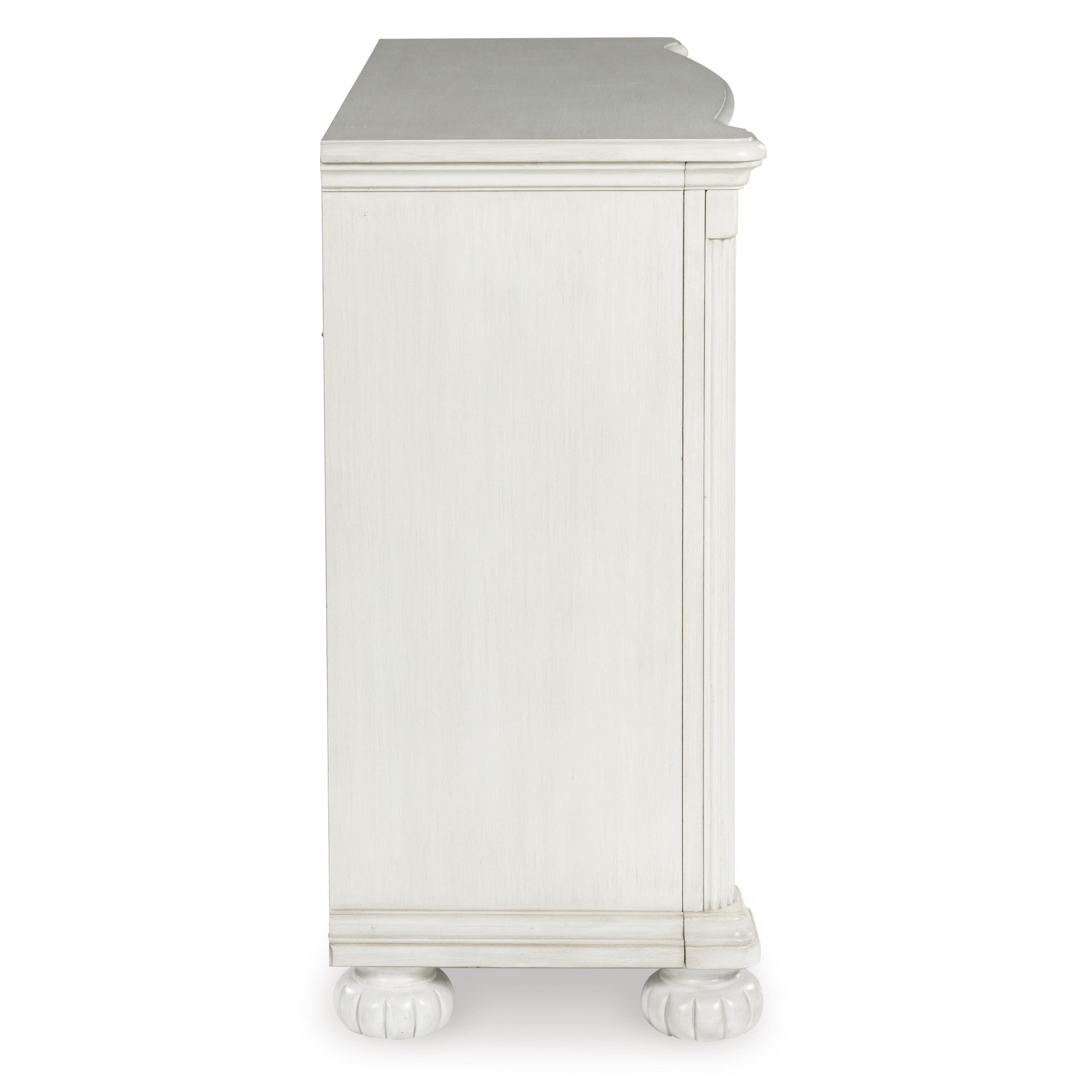 Diamond Modern Furniture Exclusive Design Montelaine 7-Drawer Dresser B795-31 IMAGE 4
