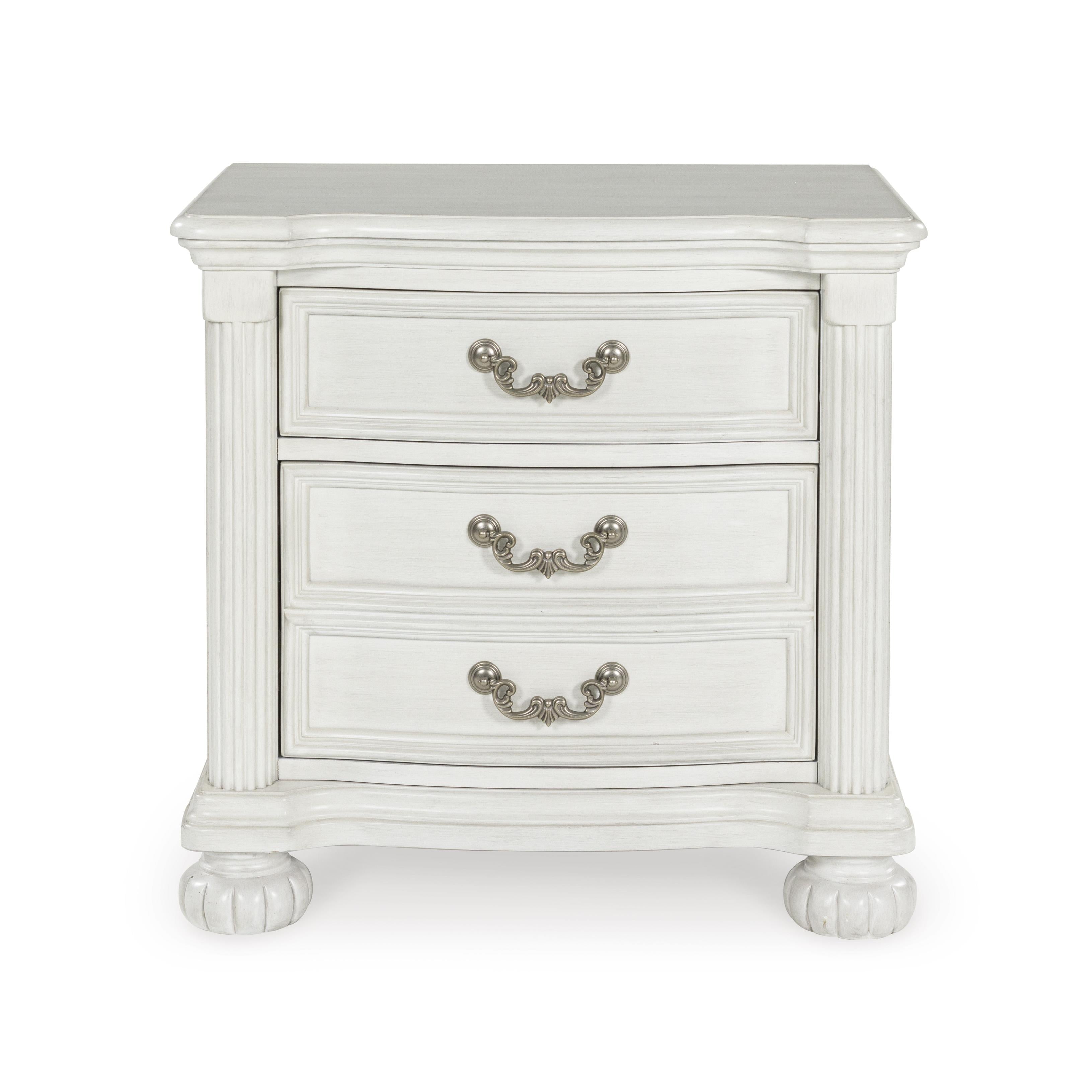Diamond Modern Furniture Exclusive Design Montelaine 3-Drawer Nightstand B795-93 IMAGE 3
