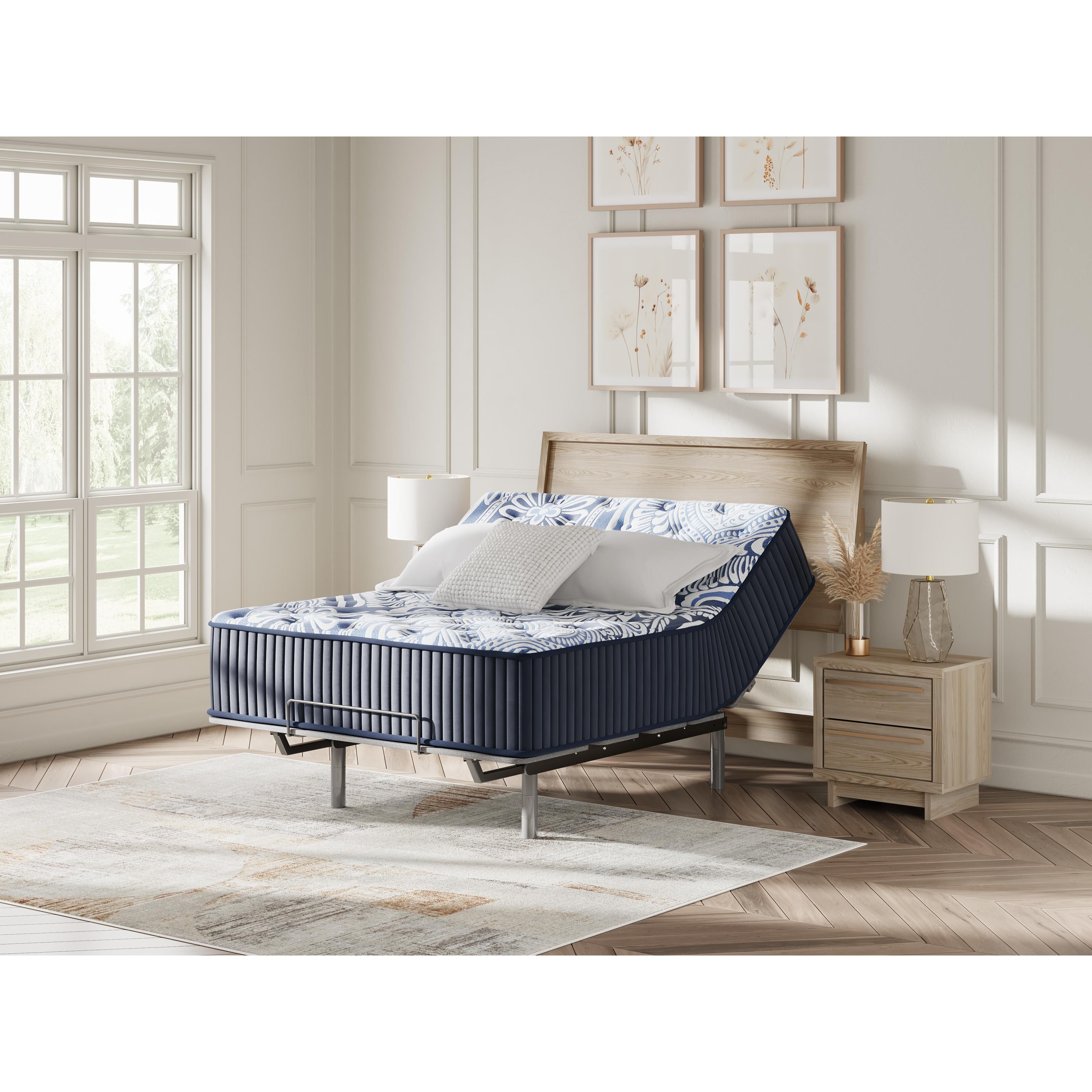 Diamond Modern Furniture Exclusive Design Plush Luxe 2.0 M49741 King Mattress IMAGE 4